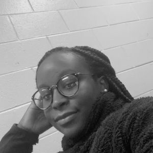 Meet your Posher, Mia